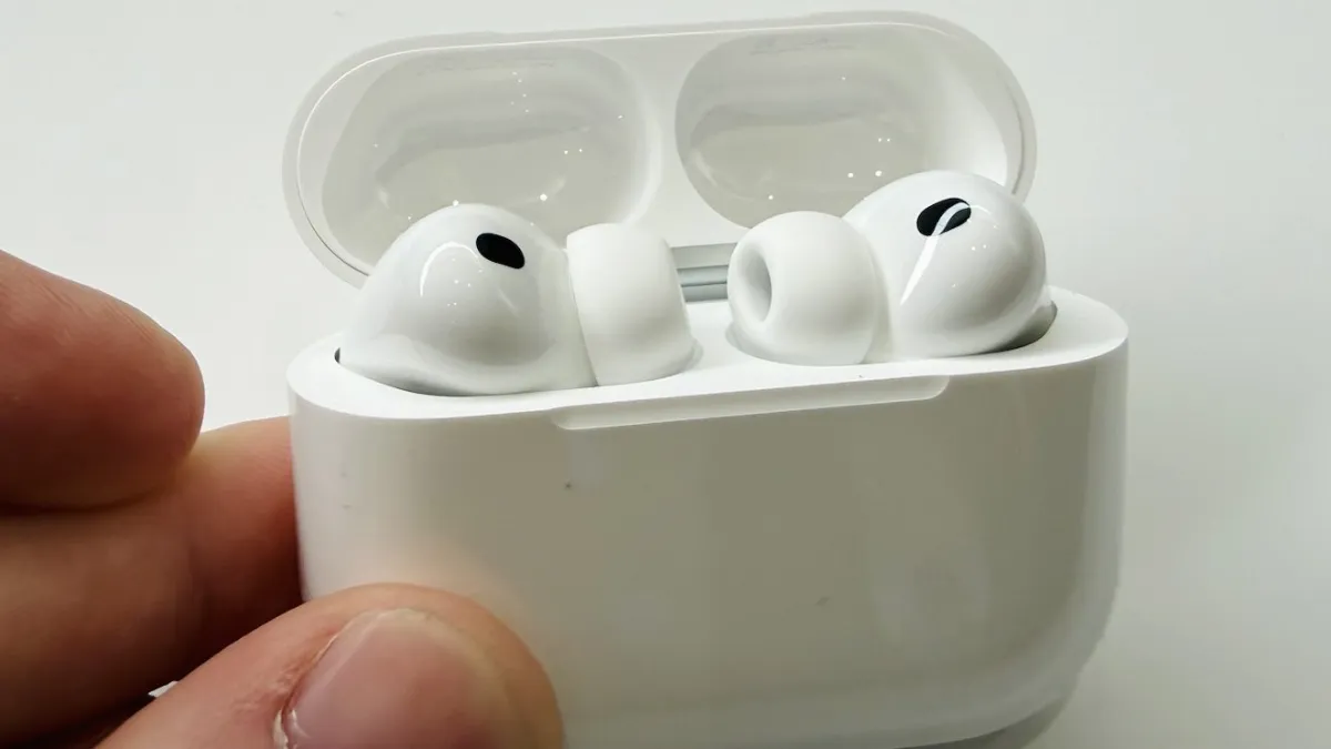 AirPods Pro 3 कीमत, AirPods Pro 3 फीचर्स, AirPods Pro 3 भारत, Apple AirPods Pro 3 specs