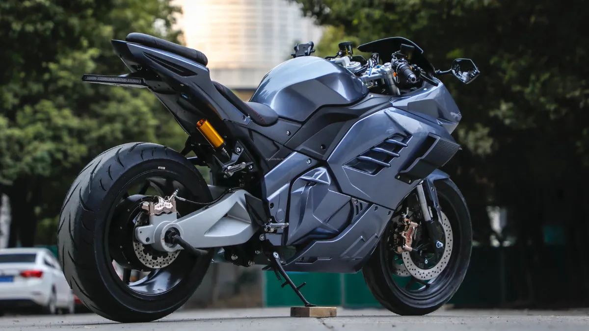 Chinese electric bikes expand in Europe, China e-bike market Europe, Chinese EV bikes Europe 2025, Europe electric bike demand, China electric two-wheeler growth