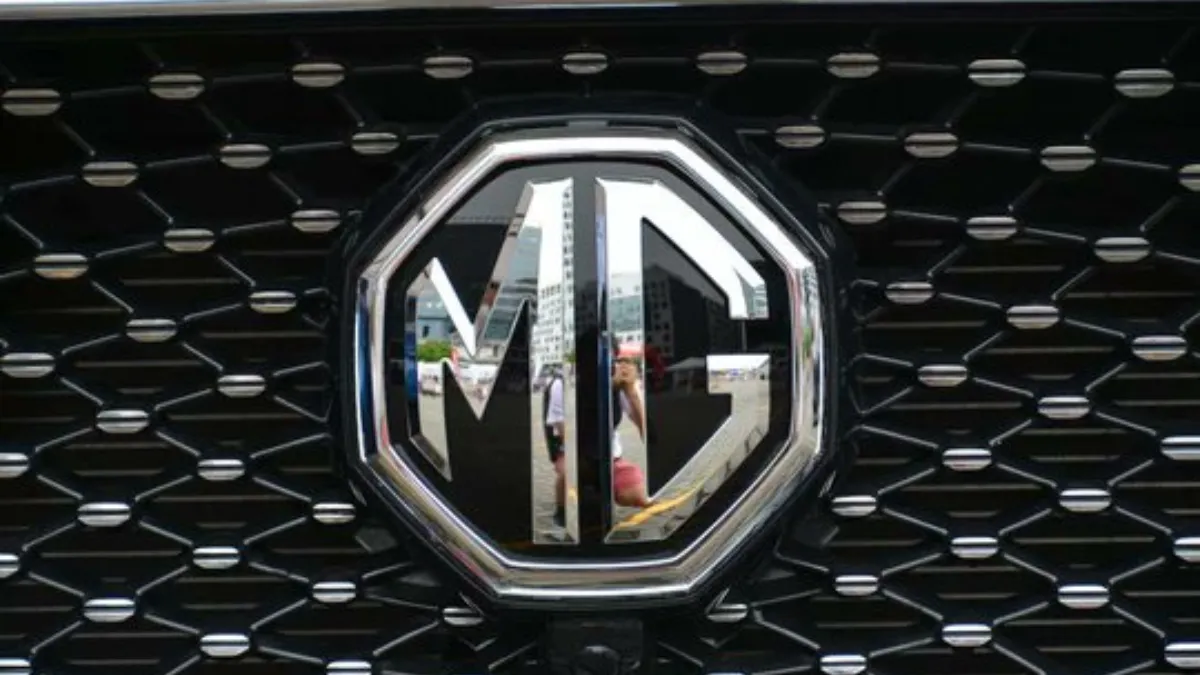 India hybrid car market