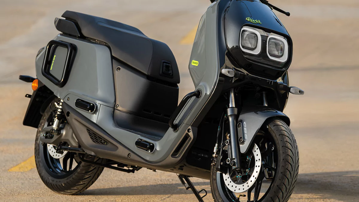 River Indie Electric Scooter, River Indie 8-year battery warranty, River EV scooter India, Electric scooter long warranty, River Indie features
